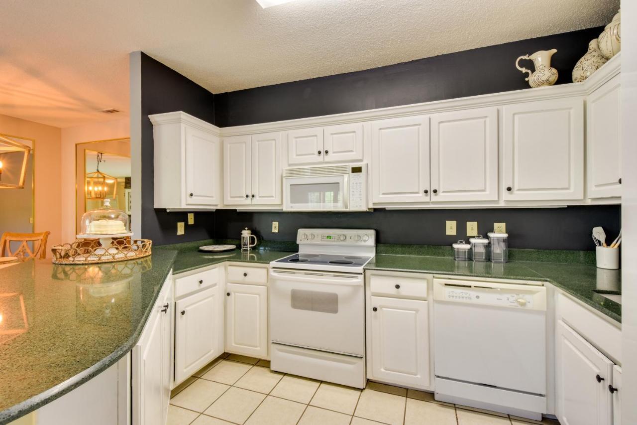 Kingwood Resort Condo With Golf Course Views! Clayton Luaran gambar