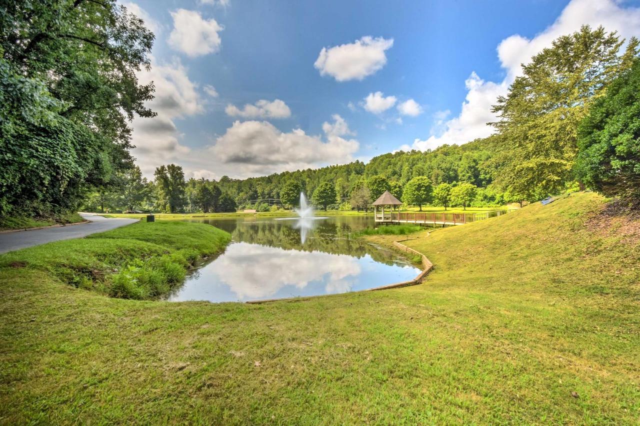 Kingwood Resort Condo With Golf Course Views! Clayton Luaran gambar